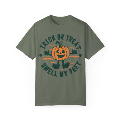 Trick Or Treat Smell My Feet Shirt Gift For Halloween, Retro Pumpkin Shirt Moss