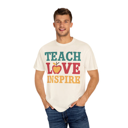 Retro Teach Love Inspire Apple Teacher Shirt | Vintage Educator Apparel