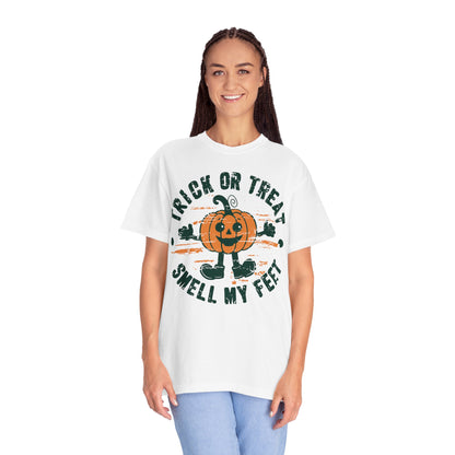 Trick Or Treat Smell My Feet Shirt Gift For Halloween, Retro Pumpkin Shirt