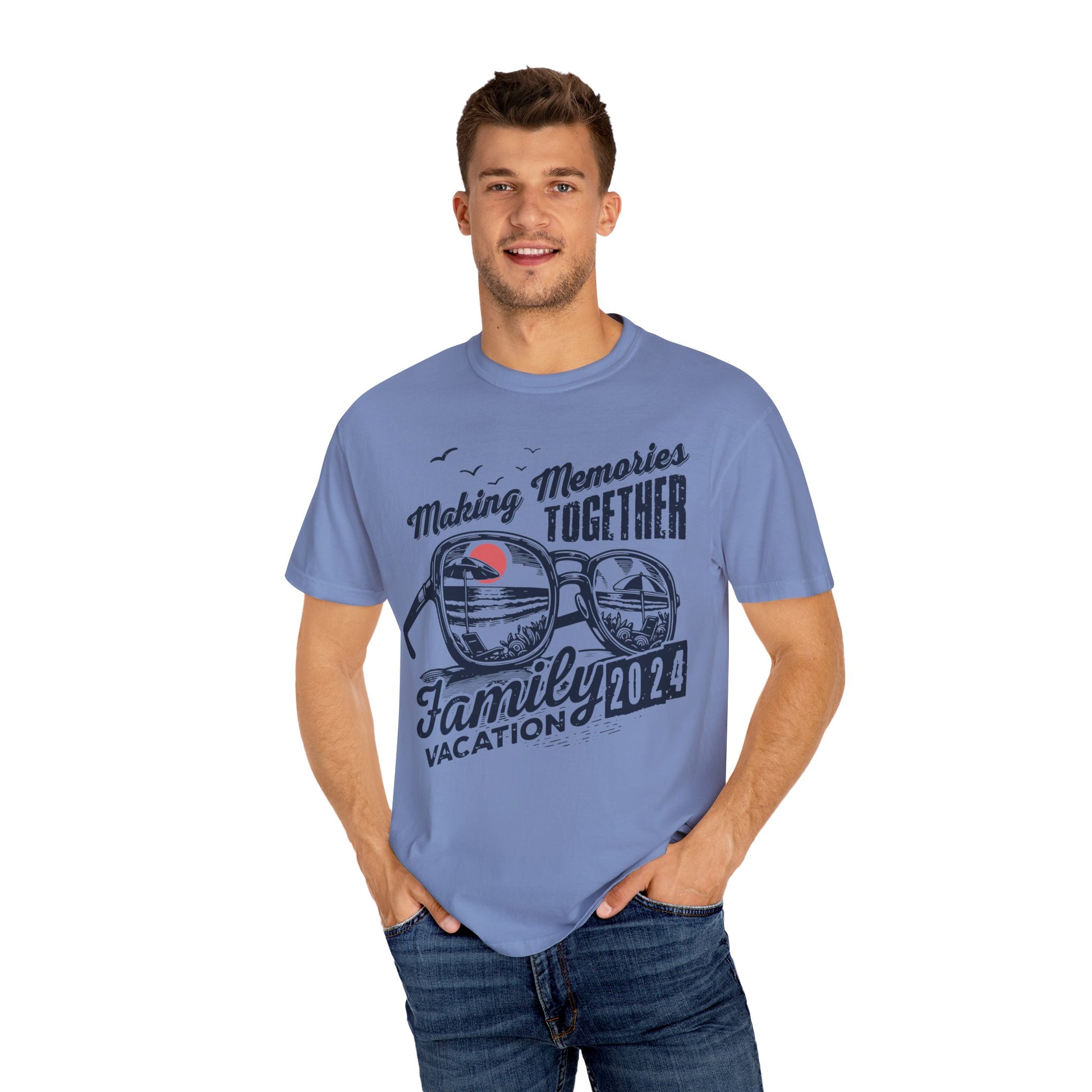 Family Vacation 2024 Making Memories Together T-Shirt