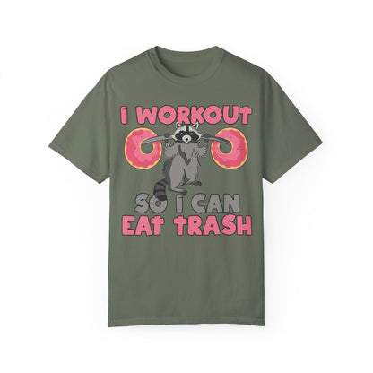 I Workout So I Can Eat Trash Funny Raccoons Vintage T-shirts Moss