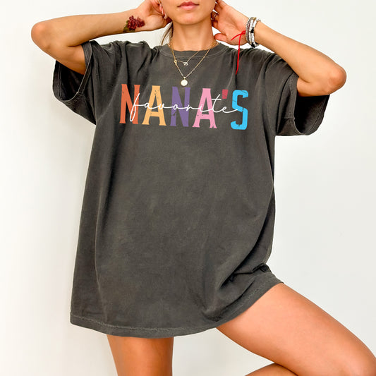 Nana's Favorite, Grandma - Unisex Comfort Colors T-shirt