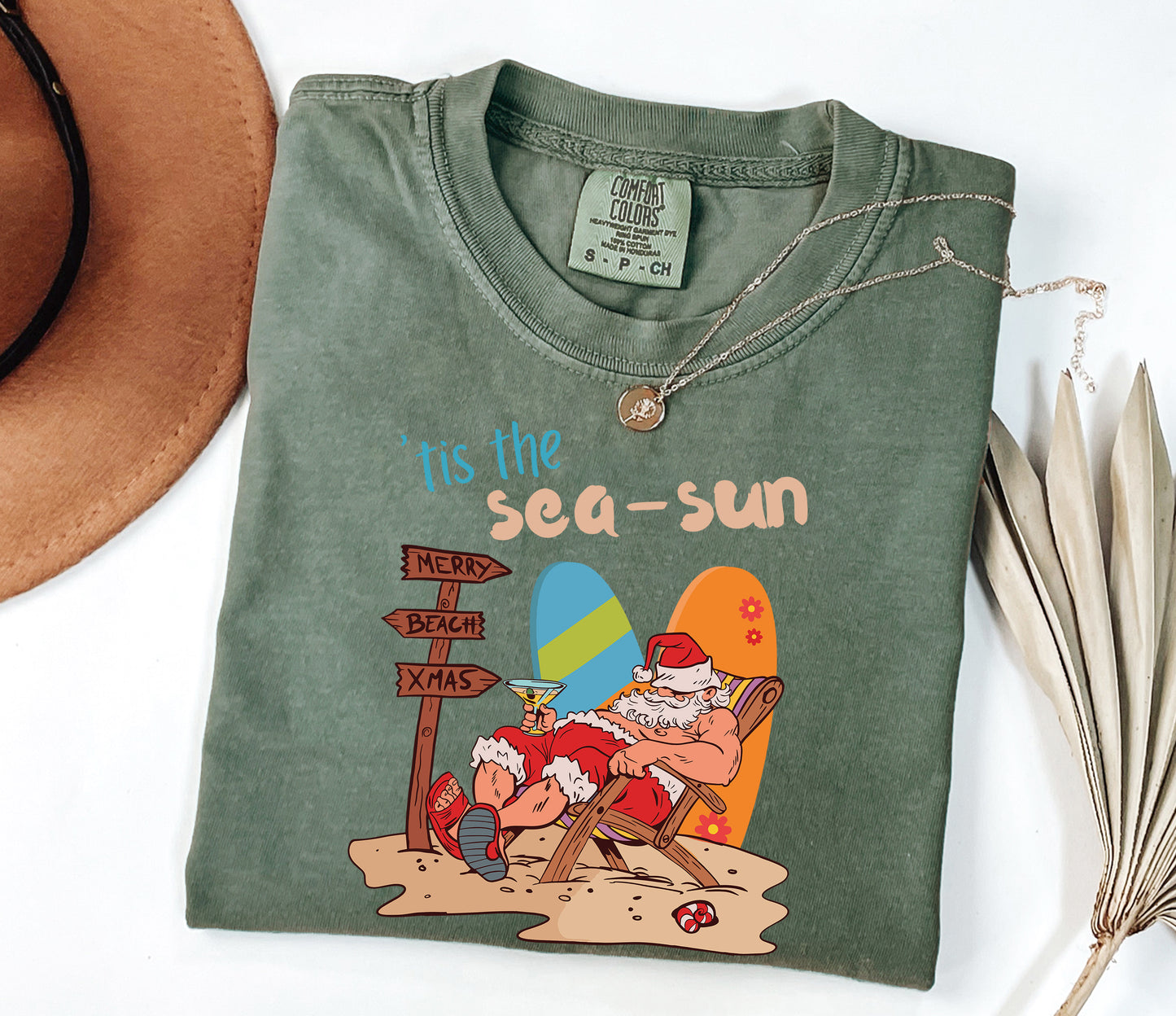 Tis The Sea Sun Merry Beach Xmas Shirt Moss