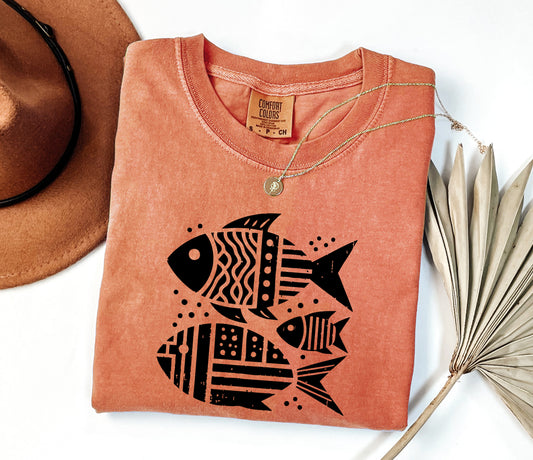 Boho Fish Graphic Tee, Ocean Lover Shirt, Retro Beach T-Shirt, Summer Vacation Tee, Coastal Comfort Colors Shirt